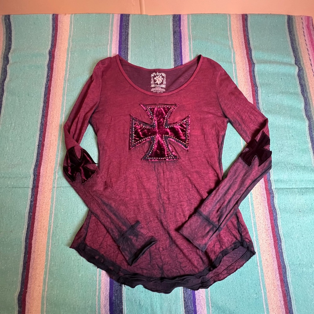 Velvet Stone Top Womens Small Burgundy Cross Rhinestone Acid Wash Long Sleeve